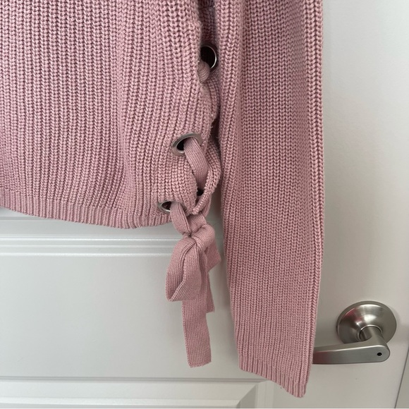 Light Pink/Purple Sweater - Picture 4 of 6
